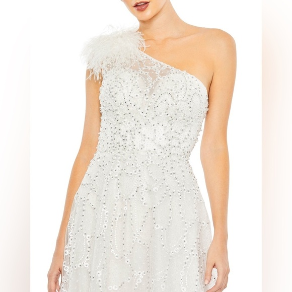 MAC DUGGAL 20389 NWT White Embellished One Shoulder A Line Gown - Picture 2 of 5